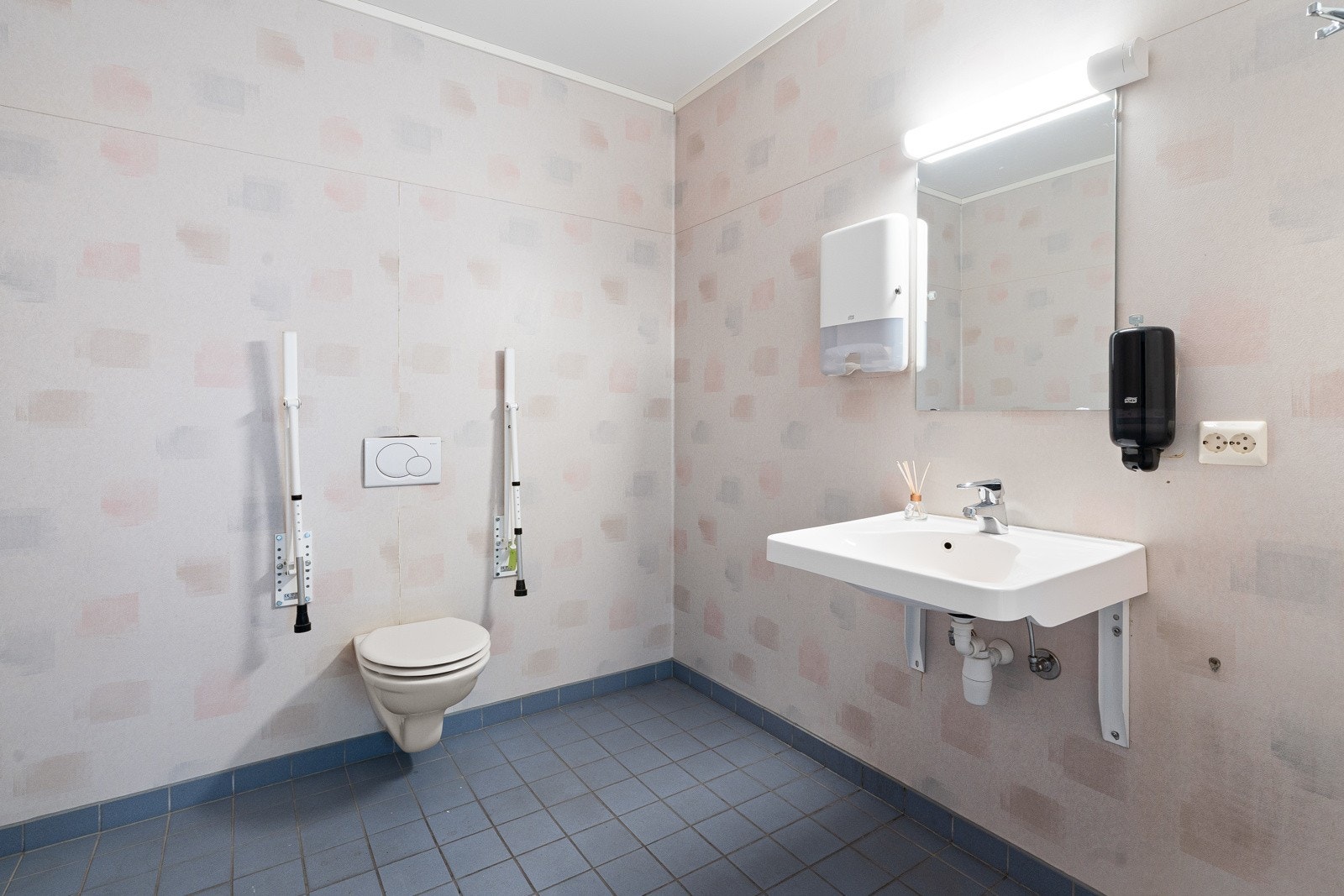 Toalett Galleribilde