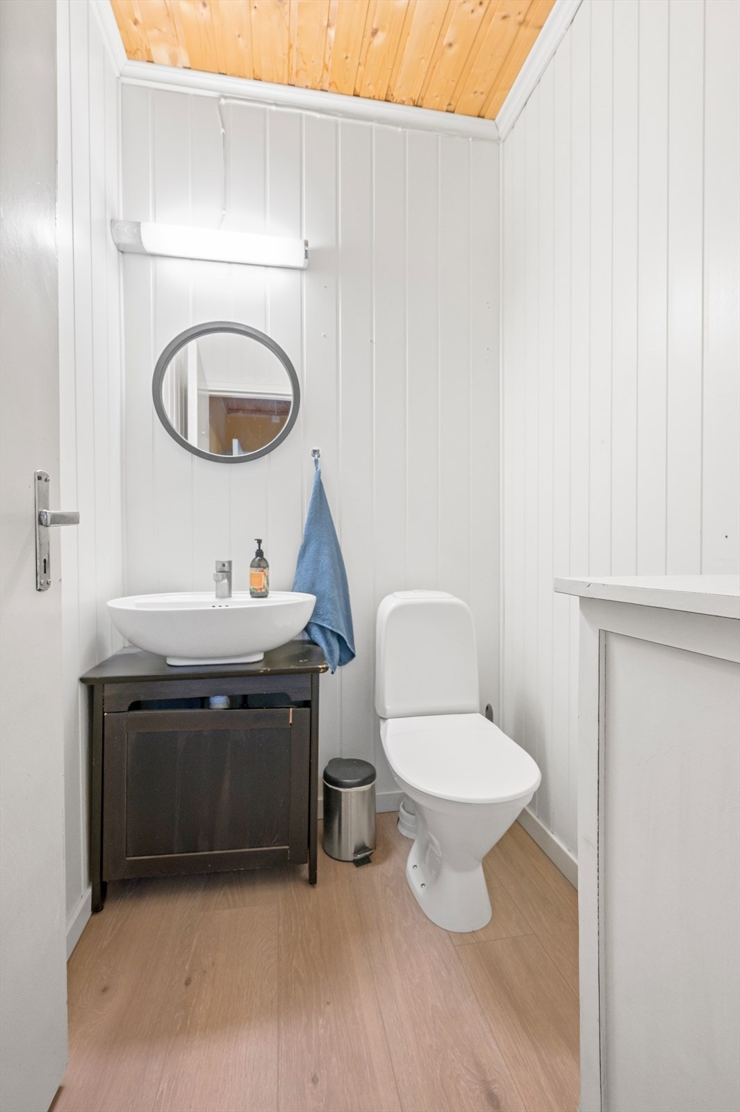 WC-rom til 2-roms leilighet. Galleribilde