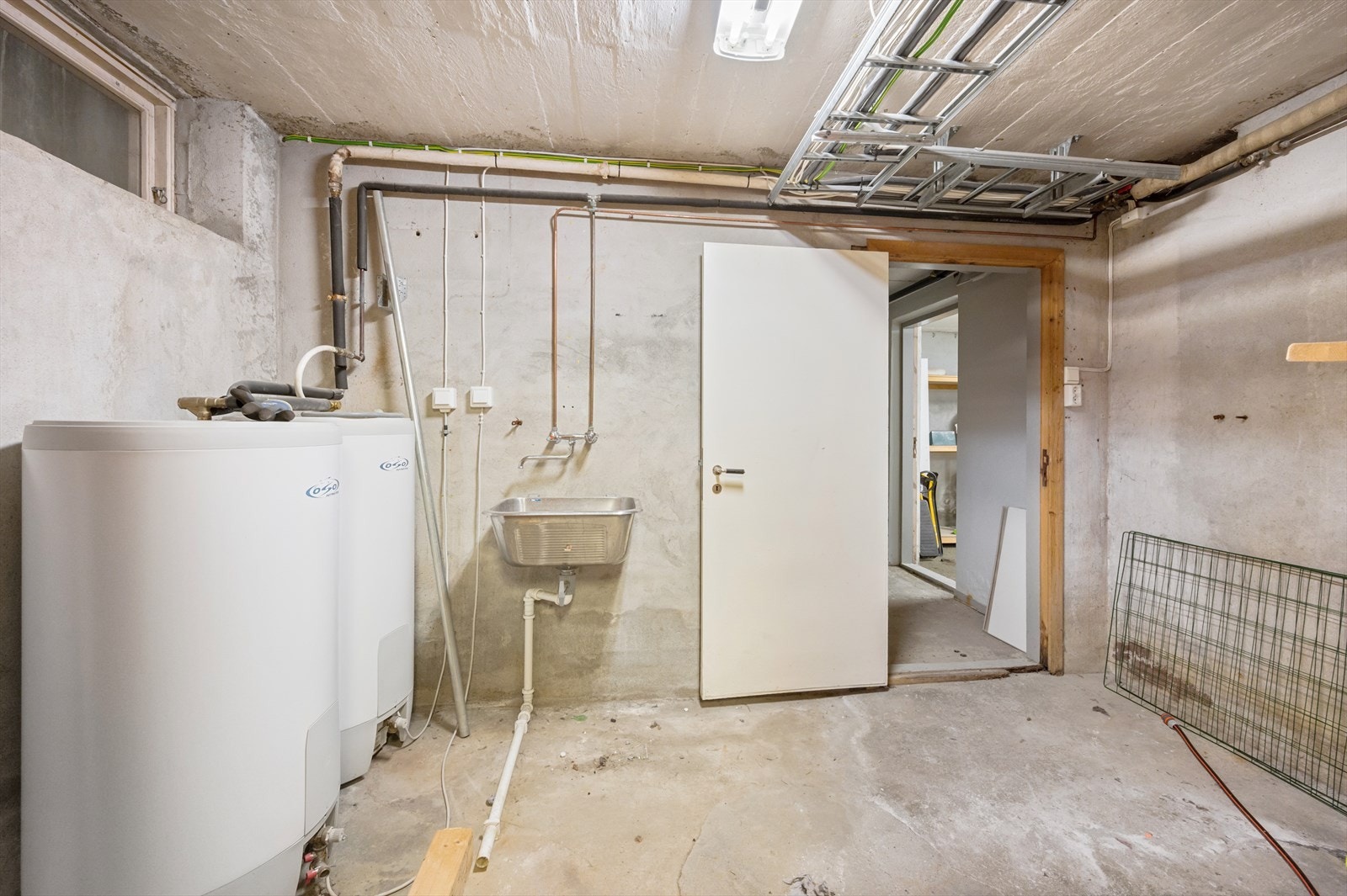 2 stk. nyere varmtvannsberedere til hele huset. Galleribilde