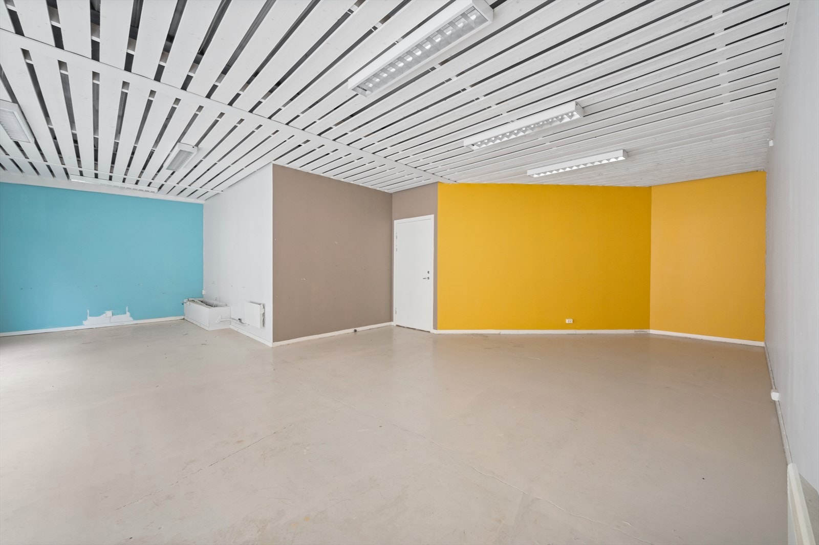 Hele første etasje er ikke utleid pr. idag. Galleribilde