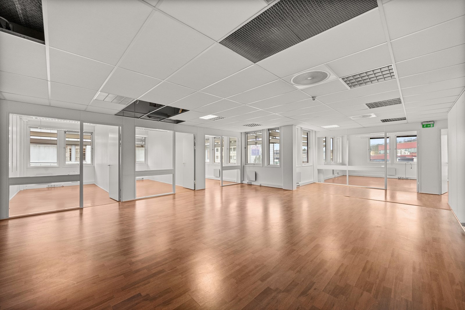 Ledig lokale 2 etg. BTA 364 m2 Galleribilde