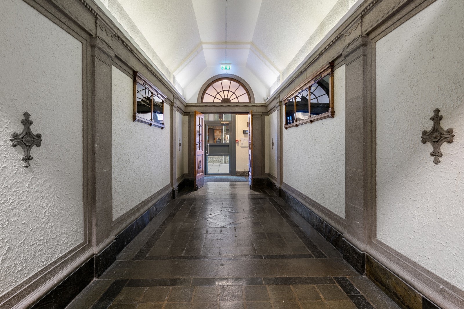 - Ærverdig bygg midt i Bergen sentrum - Galleribilde