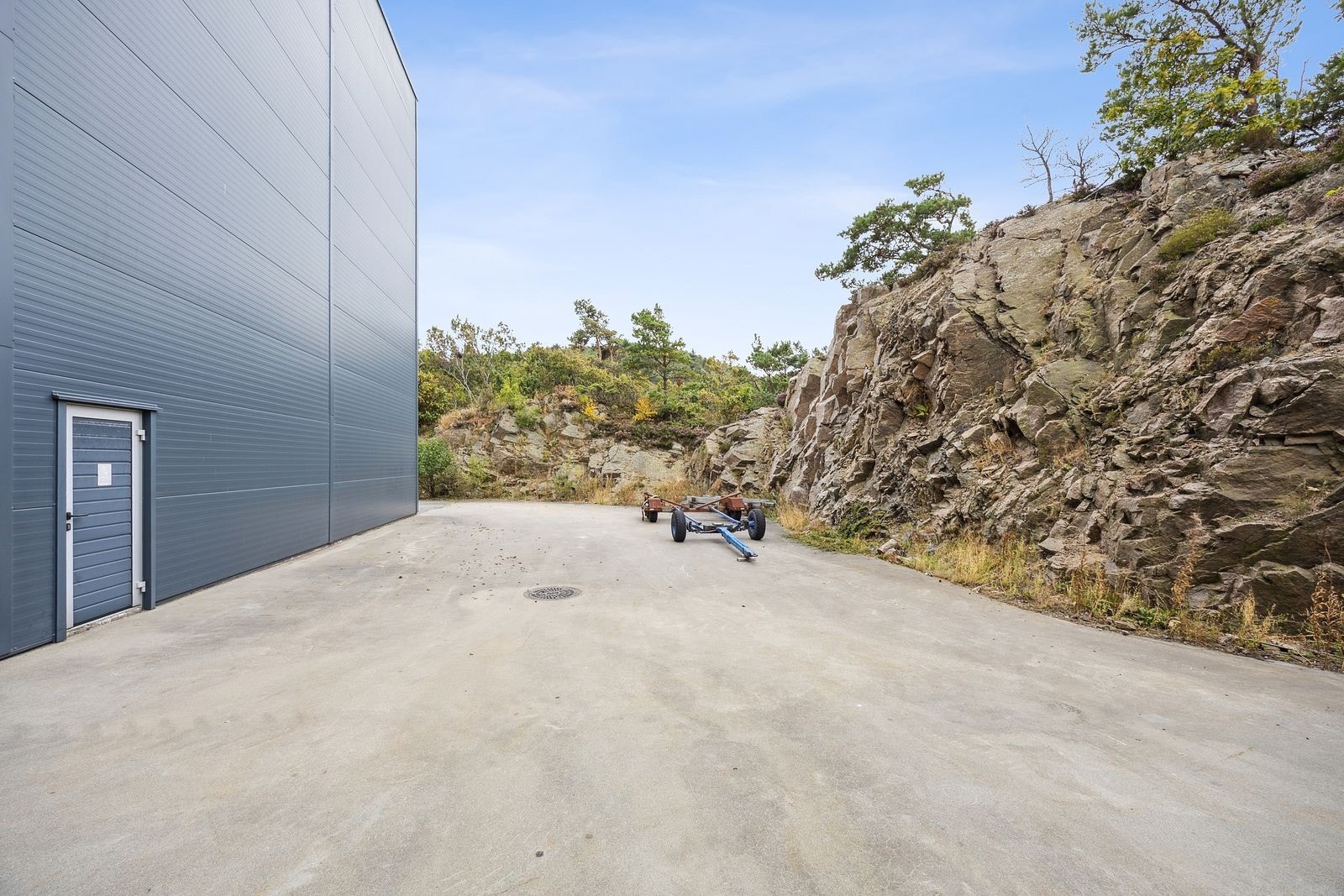 tilkomst verksteddel i bakkant av bygget Galleribilde