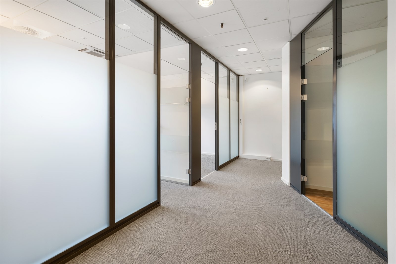 Kontor 2.etg. Galleribilde