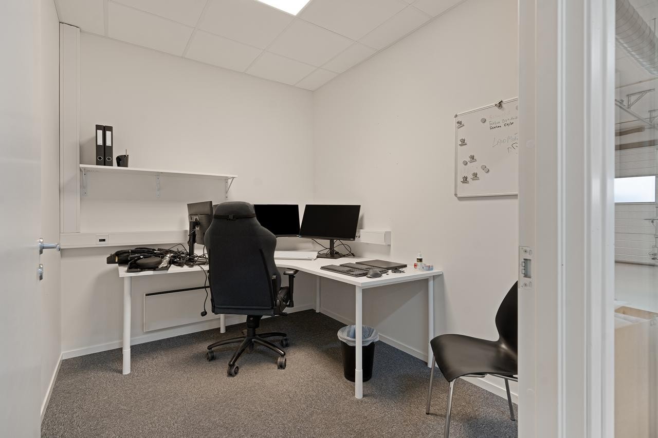 foto-100 Galleribilde