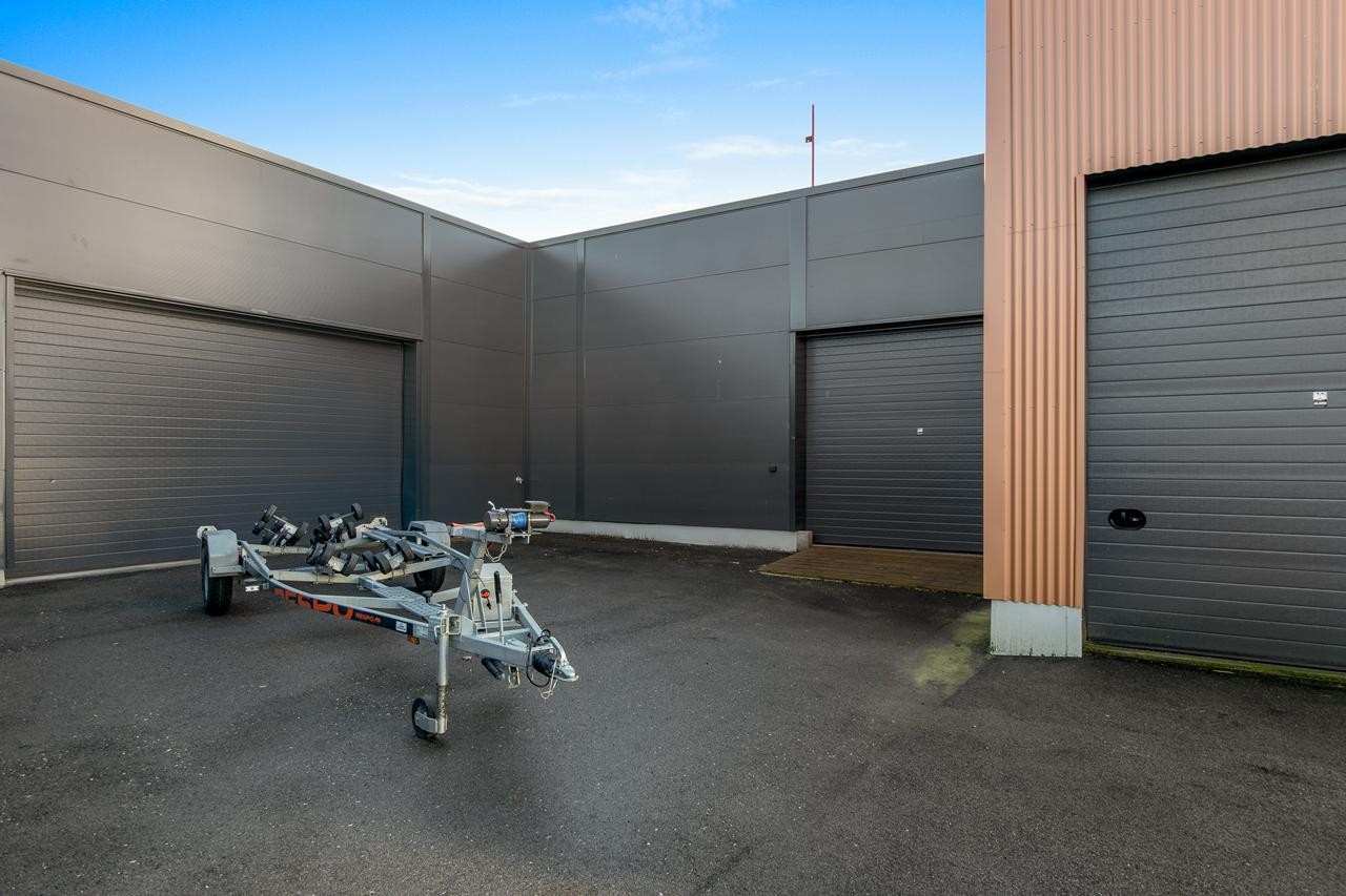 Varemottak Galleribilde