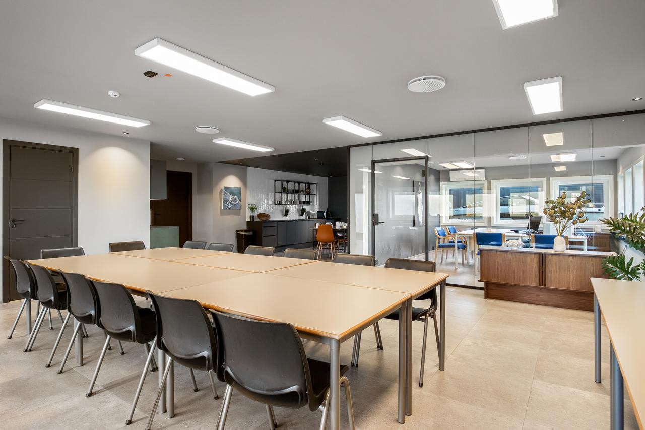 Kontordel med sosiale rom Galleribilde