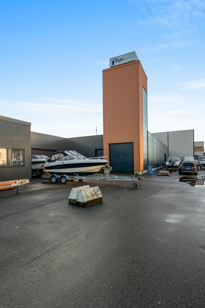 Varemottak Galleribilde