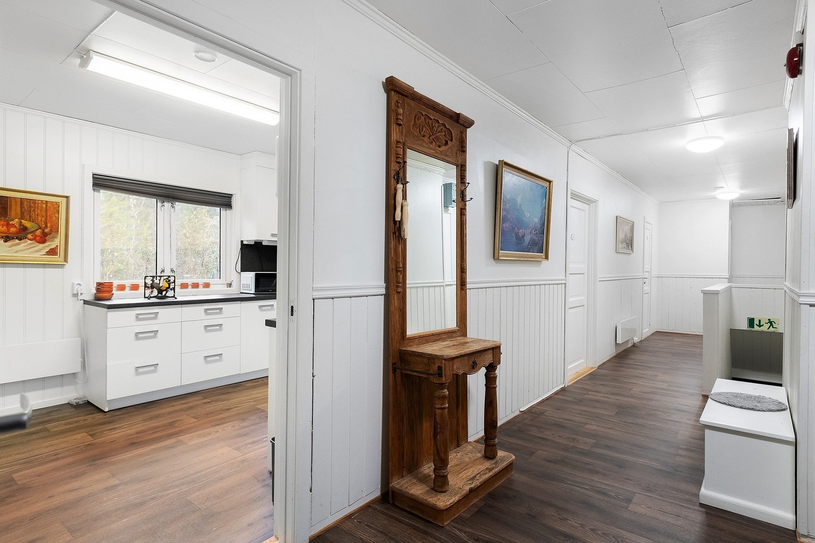 Vi tar turen videre til kjøkkenet Galleribilde