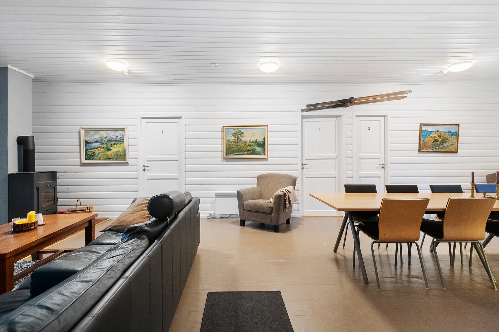 En stue som inviterer til hygge, her skapes de gode øyeblikkene Galleribilde