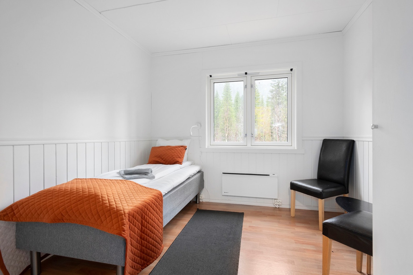 Det er totalt 8 soverom i hovedetasjen Galleribilde