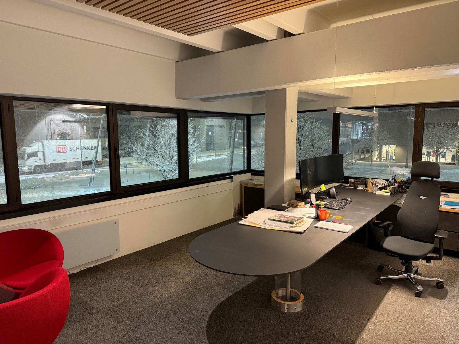 Stort hjørnekontor- Areal 1 Galleribilde