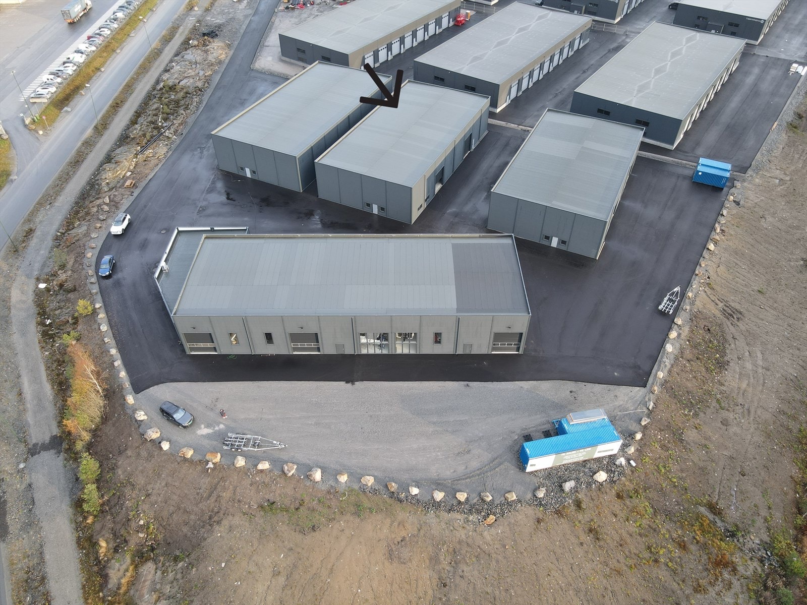 Attraktiv beliggenhet med kort avstand til Mosseporten/E6 og Elvestad/E18. Galleribilde