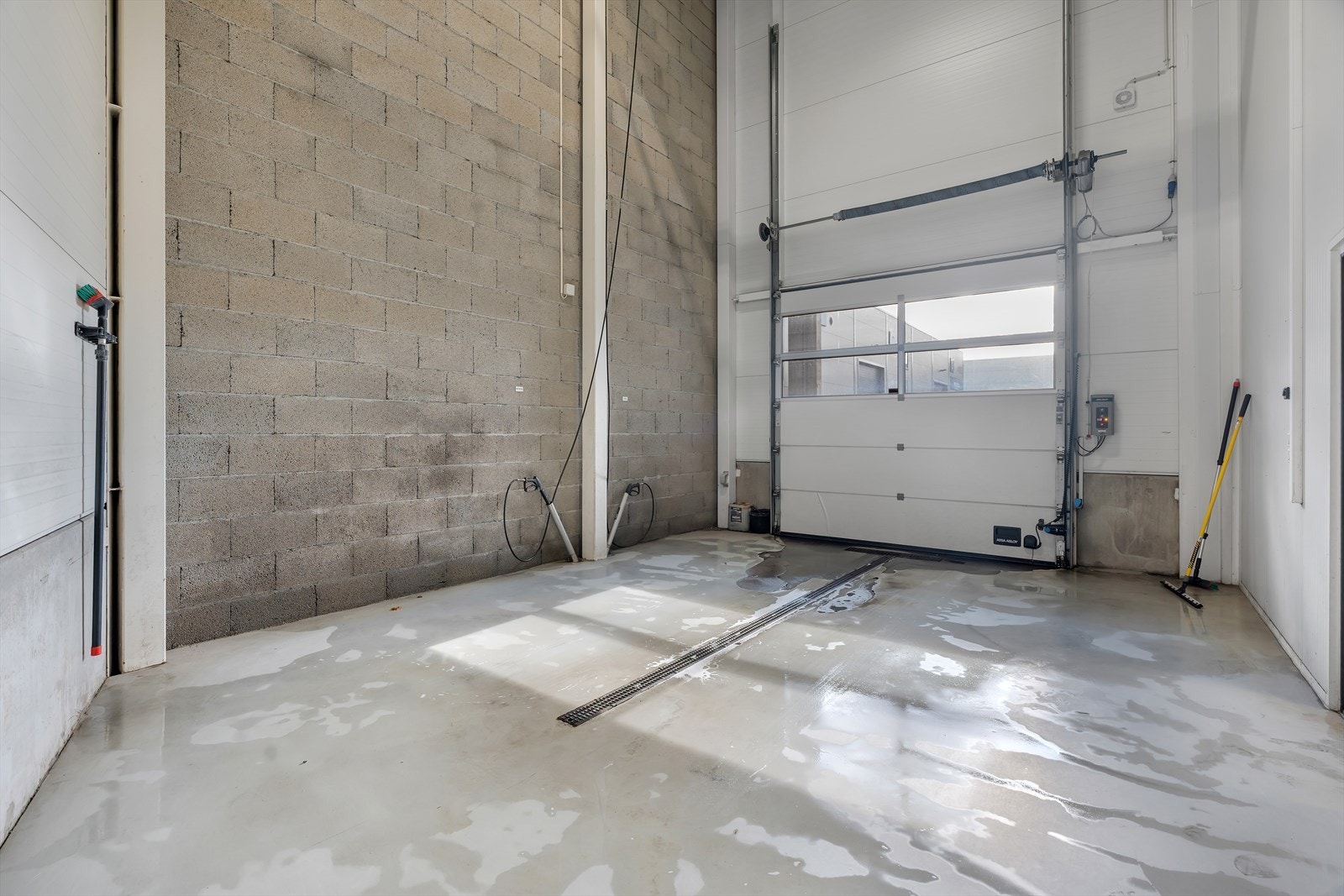 Vaskehall Galleribilde