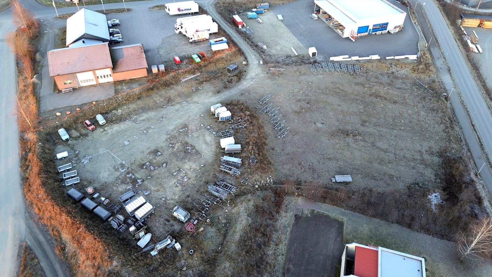 Tomtene har vært brukt til opplagring av tilhengere Galleribilde