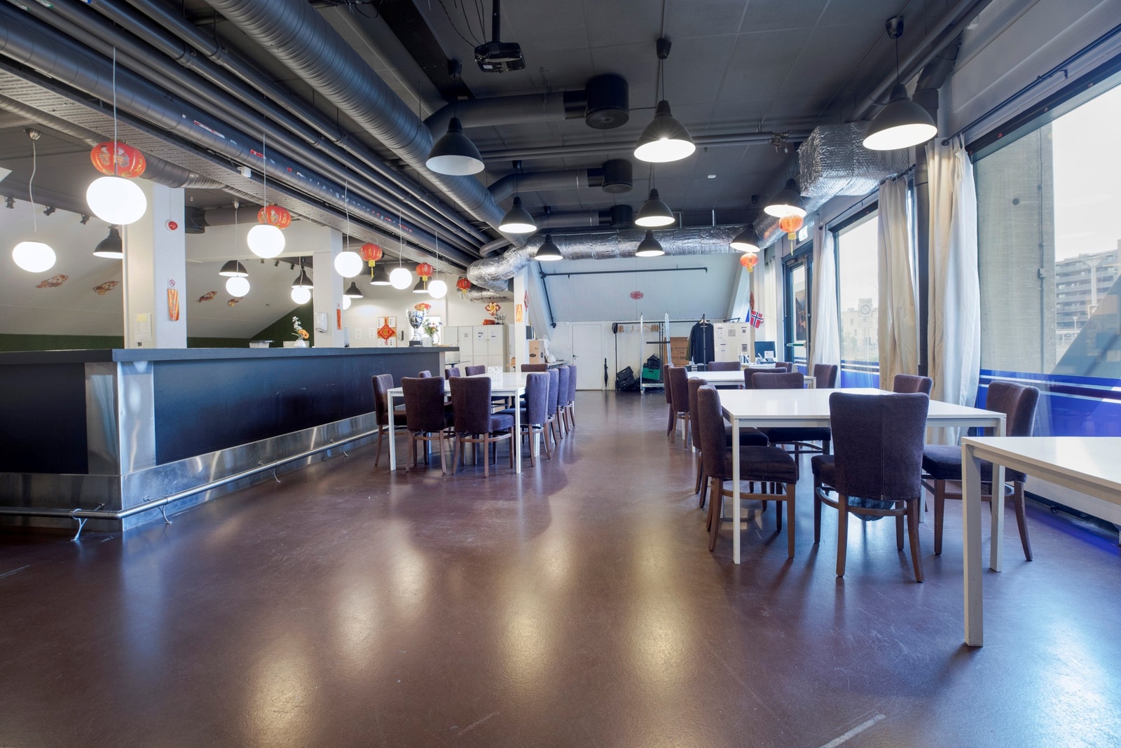 Servering / pub / butikk Galleribilde