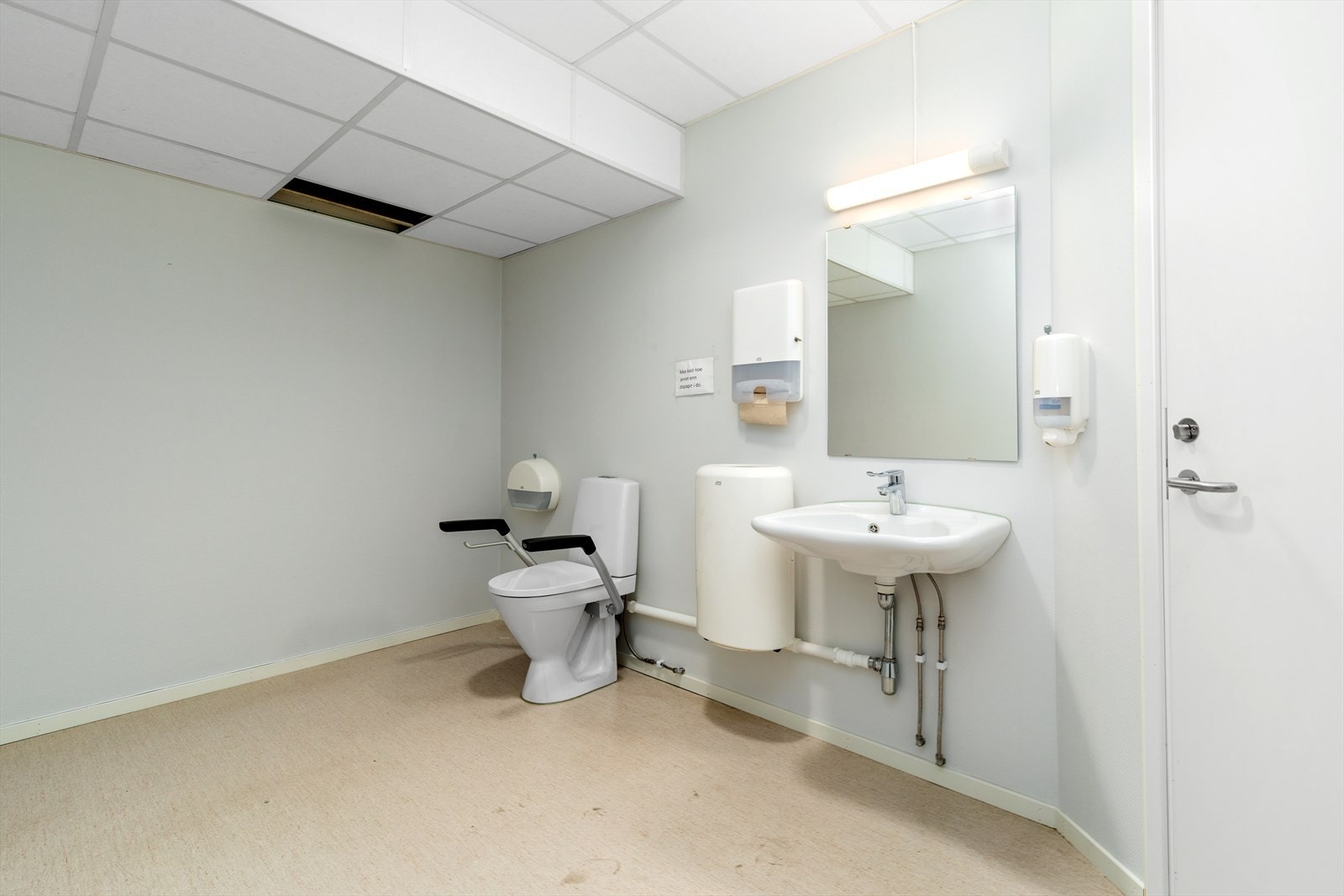 304508_3W1A8001.jpg Galleribilde