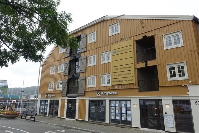 Fasade mot Fjordgata. Galleribilde