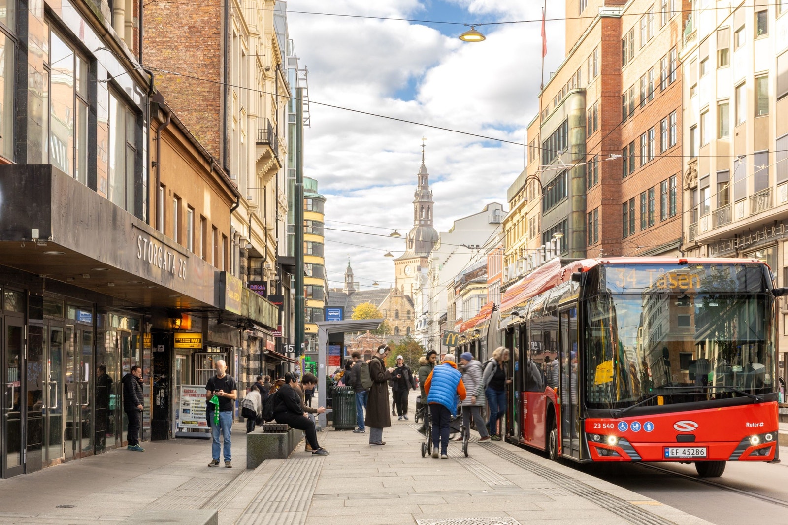 Storgata - Buss Galleribilde