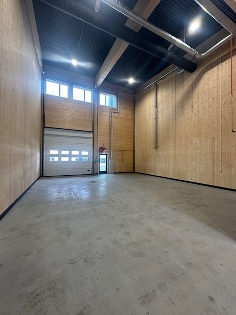 Høytlager med kjøreport og tilhørende kontor på ca. 80 kvm BTA Galleribilde