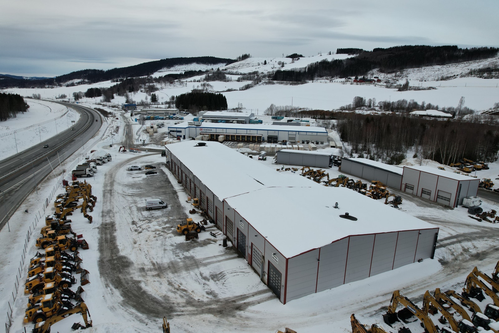 Oversiktsbilde før etterisolering og solceller Galleribilde