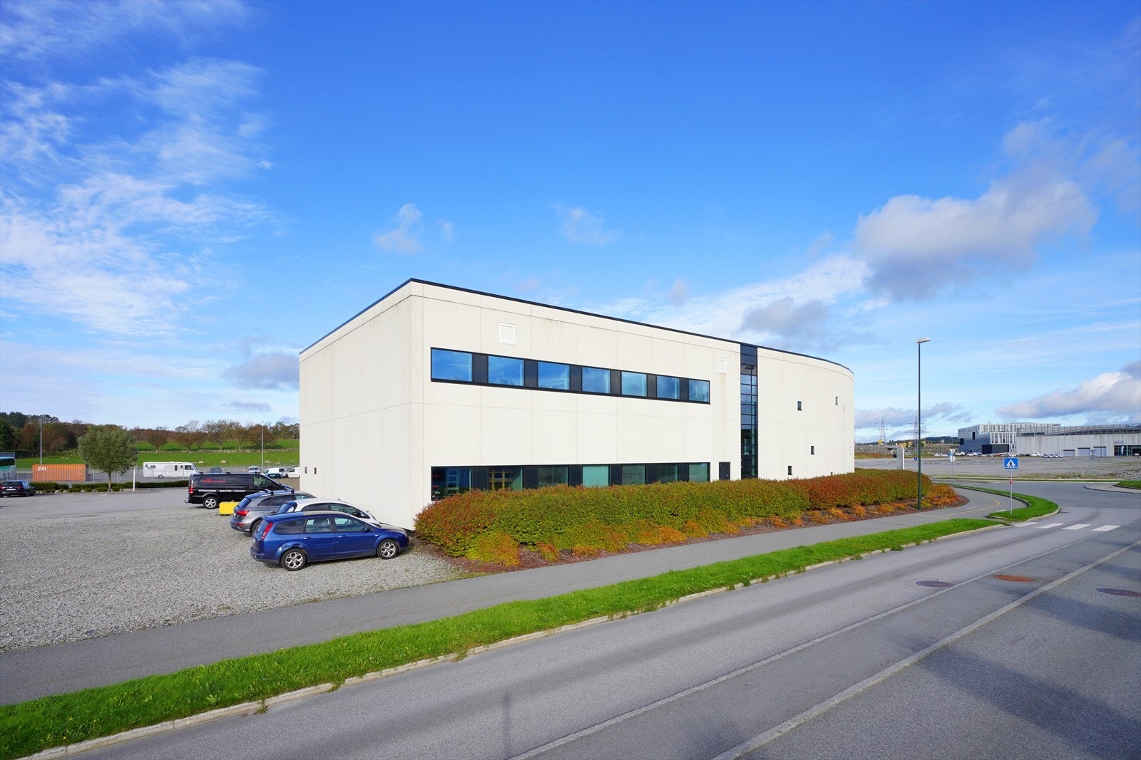 011_.jpg Galleribilde