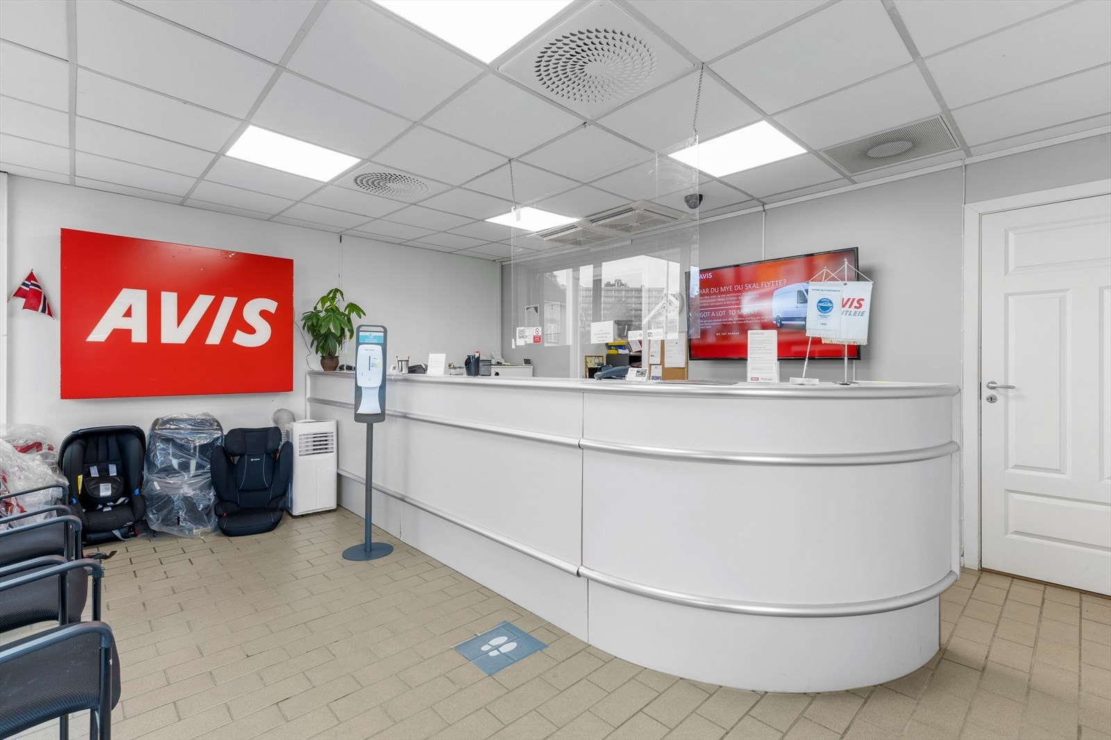 015_Kundemottak..jpg Galleribilde