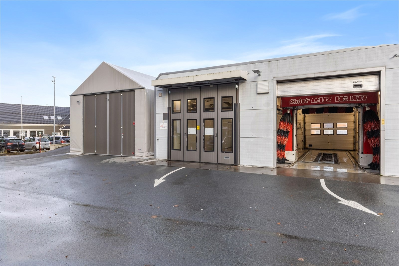 018_Verkstedshall til venstre..jpg Galleribilde