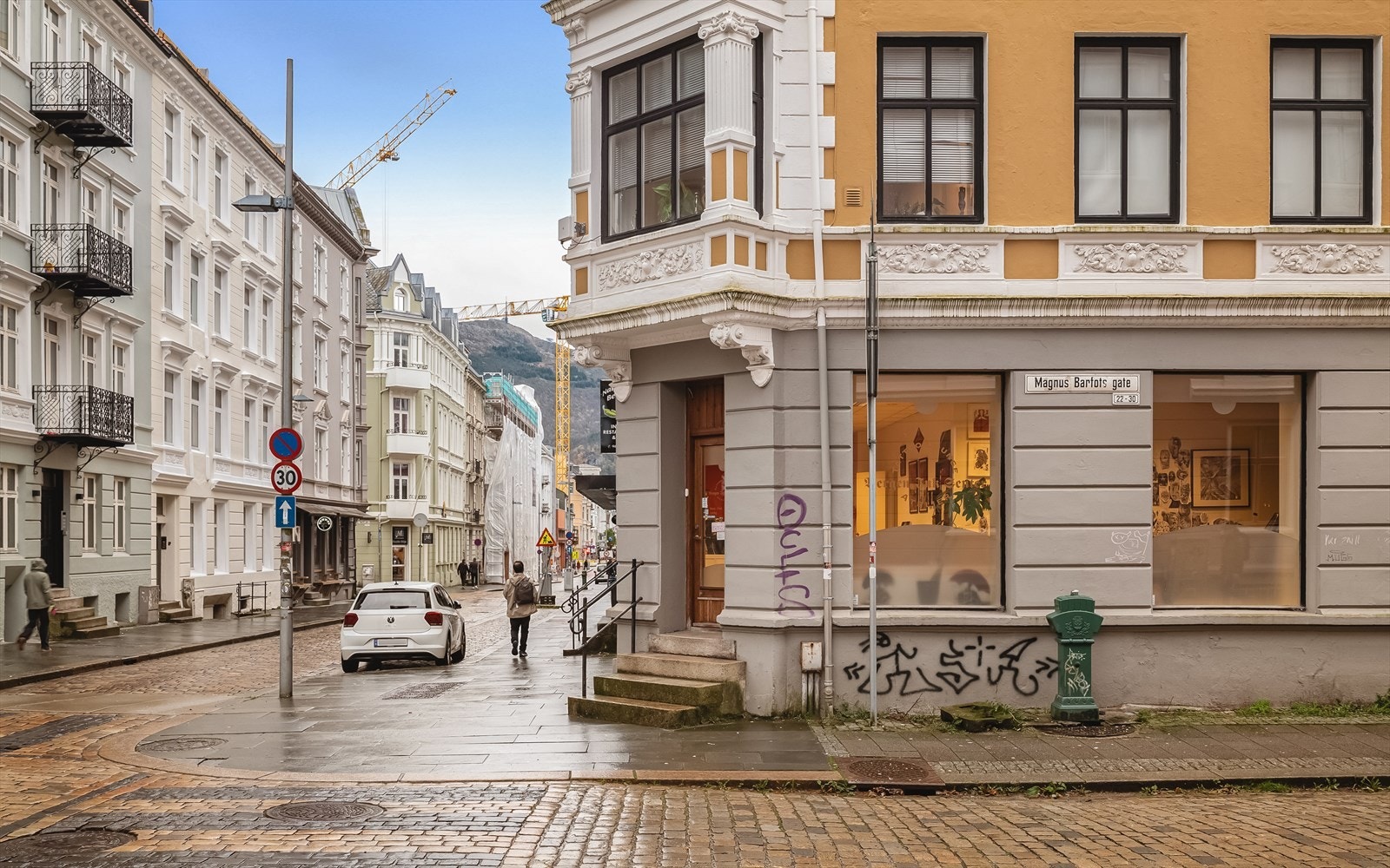 - En næringsseksjon med mange muligheter beliggende svært sentralt til! - Galleribilde