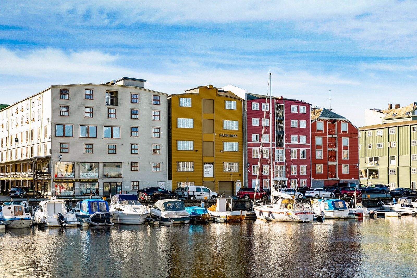 Ta kontakt for å høre mer om mulighetene i Fjordgata 50! Galleribilde