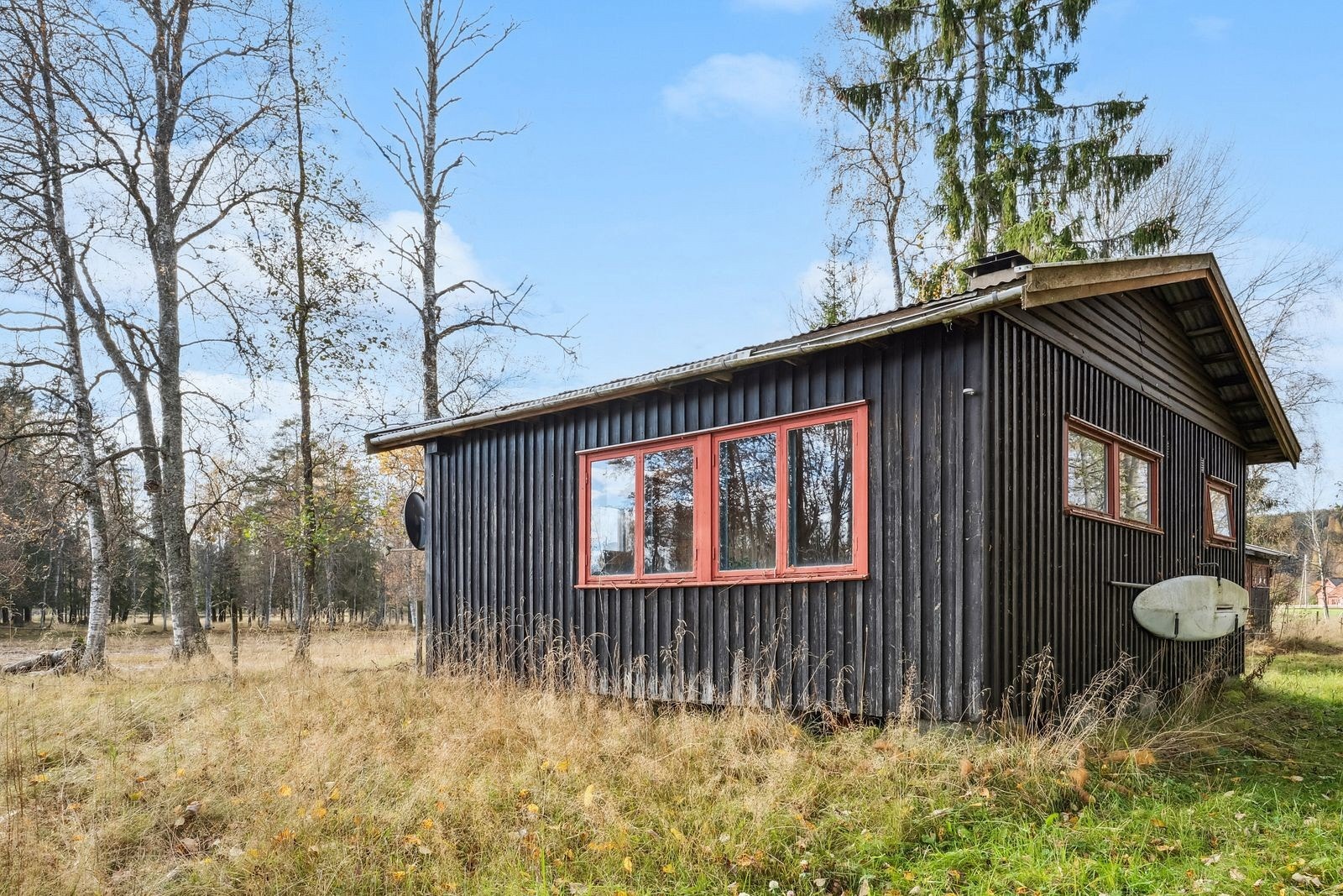 Hytte nr. 2 med strandlinje til Hurdalsjøen Galleribilde