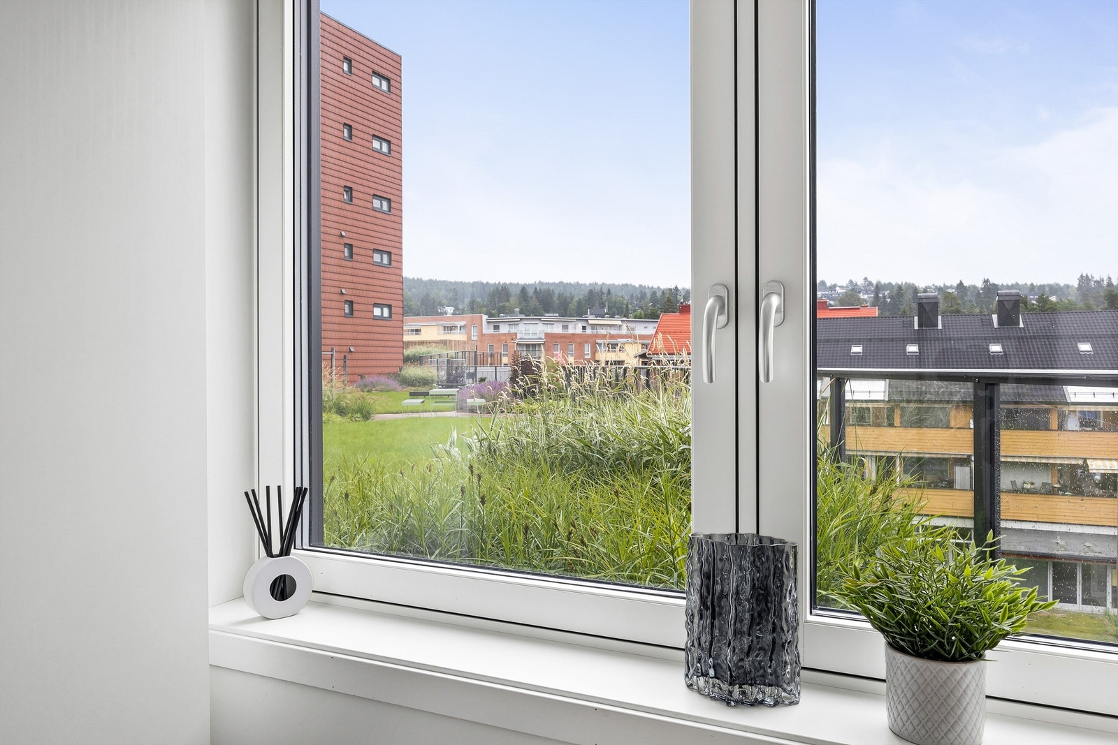 Utsikt mot atrium fra soverom nr 2. Galleribilde