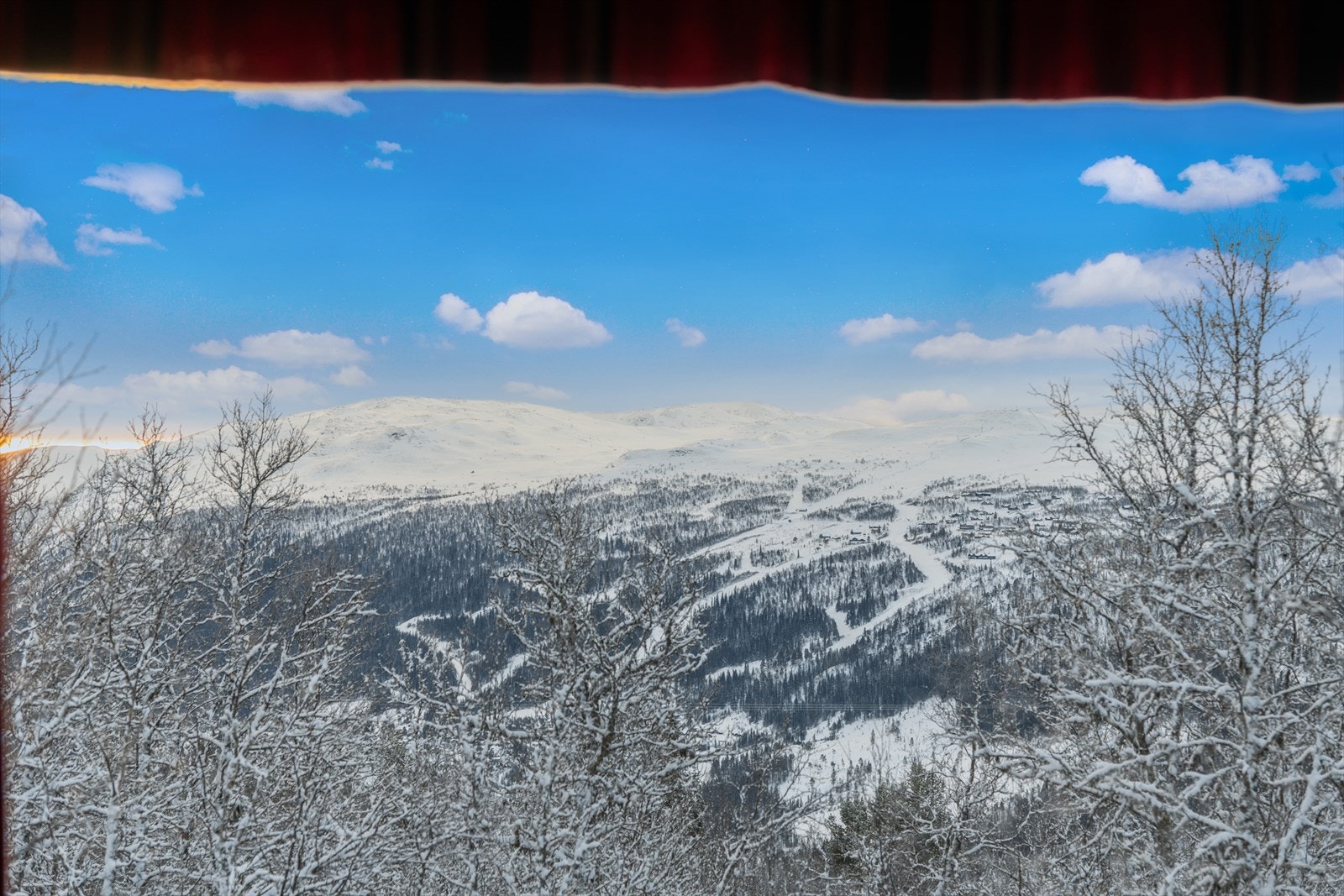 Utsikt mot Uvdal Skisenter Galleribilde