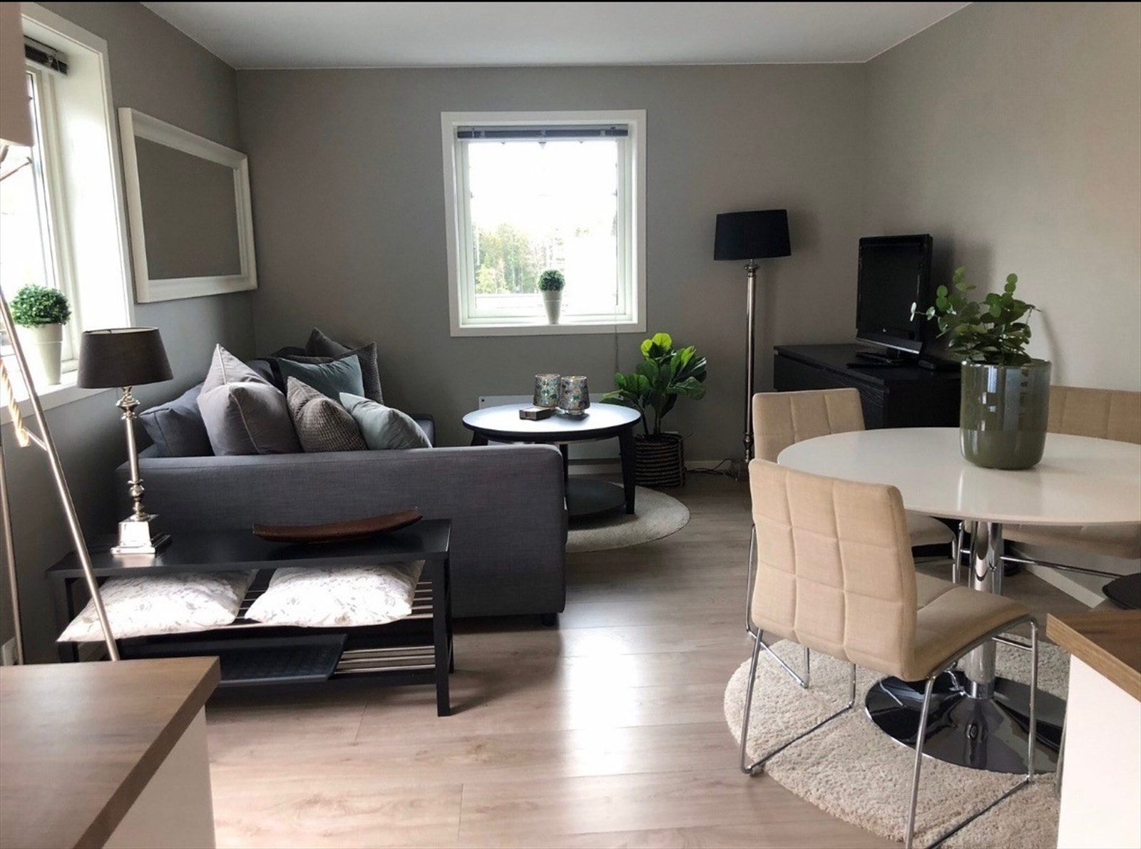 Hybel-stue Galleribilde