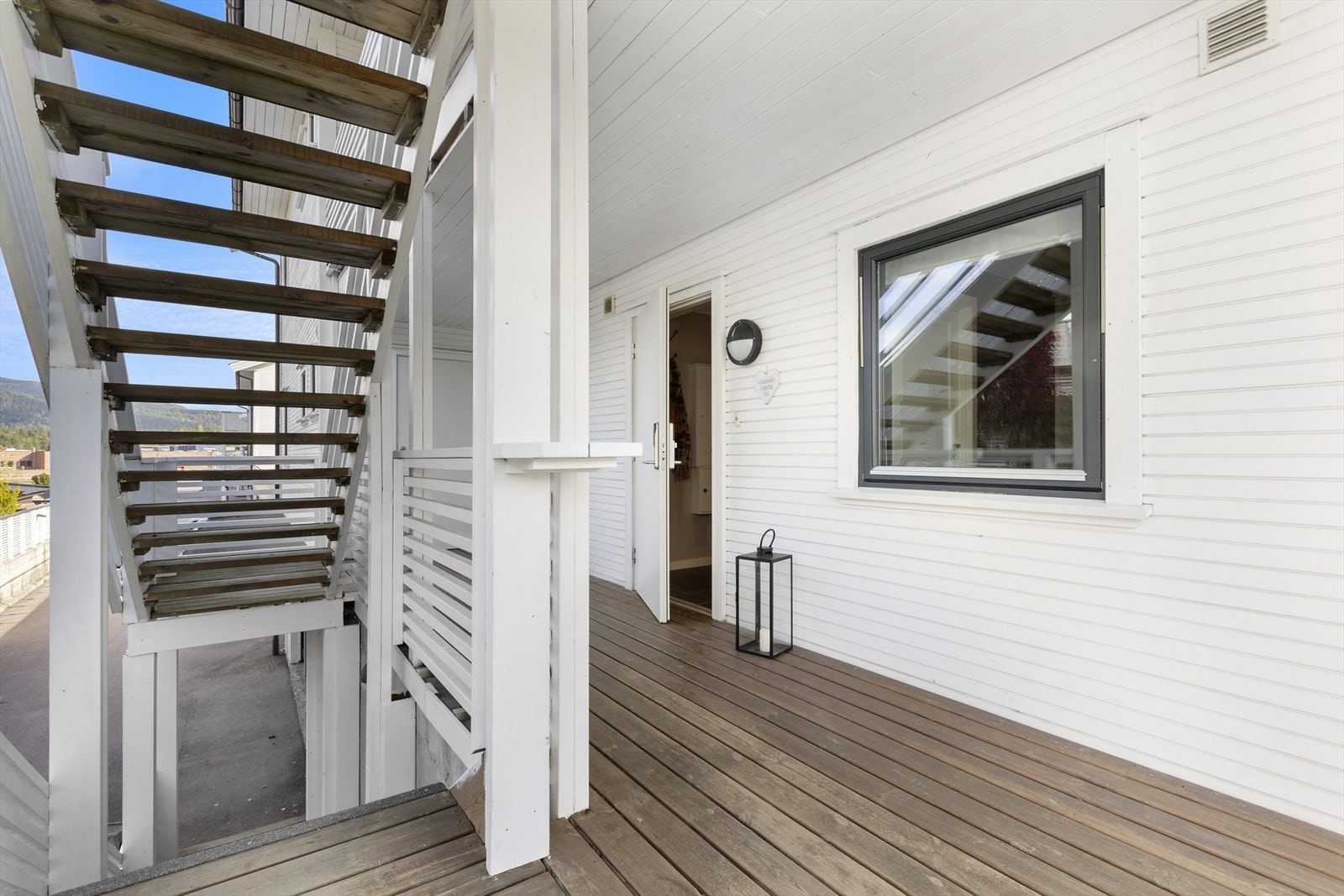 Overbygget inngangsparti. Galleribilde