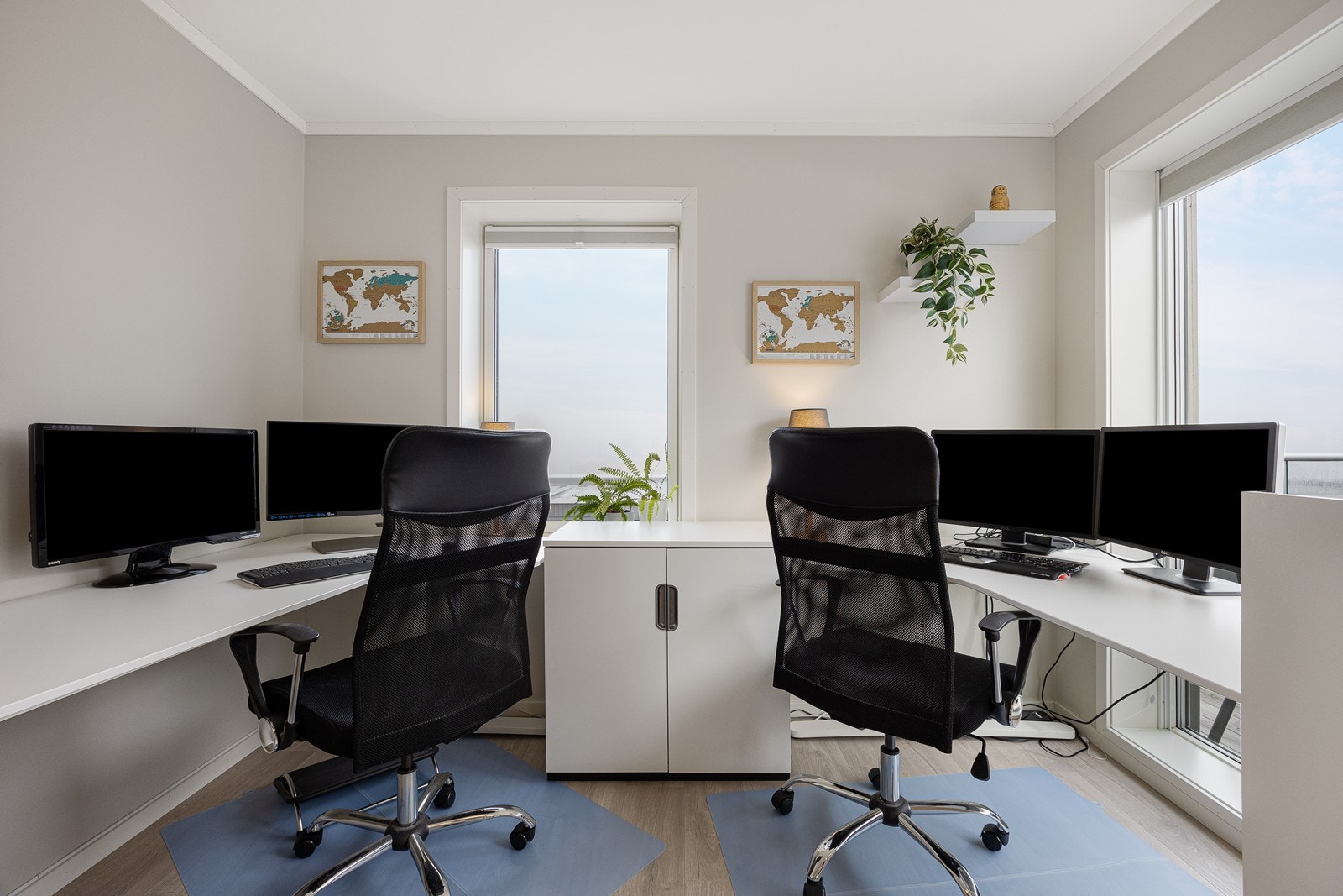 Loftstuen kan brukes som TV-stue og/eller kontor, alt ettersom hvilke behov og ønsker man har Galleribilde