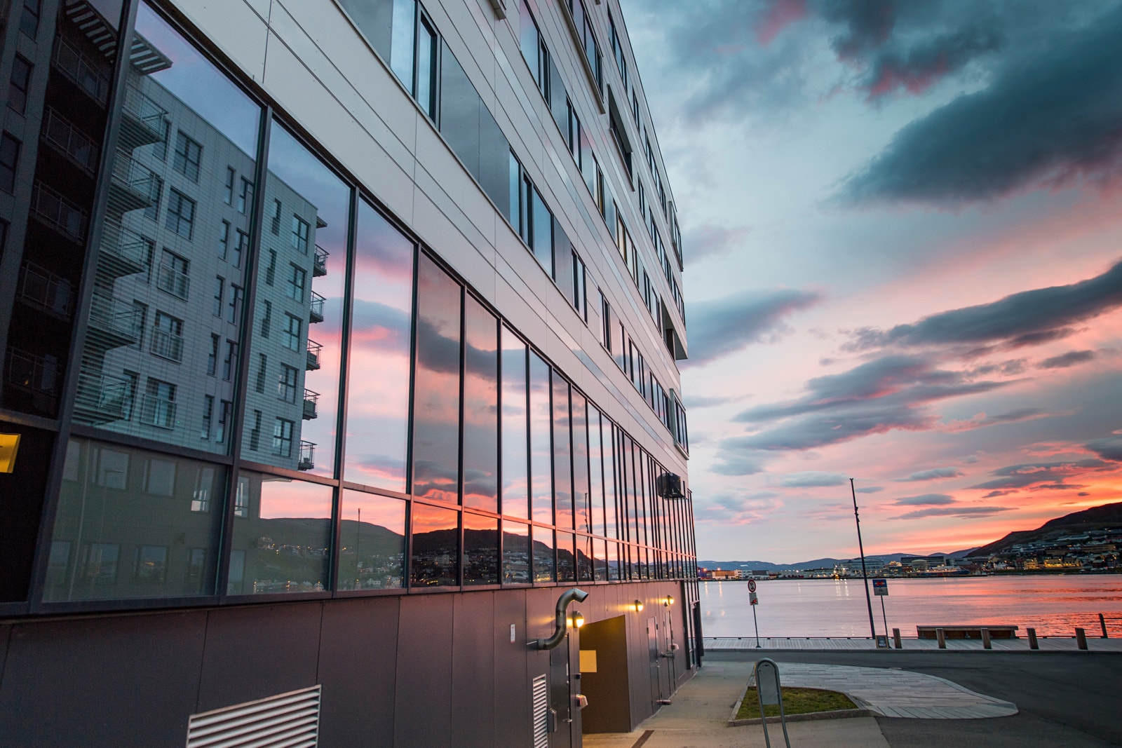 Fasade. Foto: Peab Bjørn Bygg/Ørjan Bertelsen Galleribilde