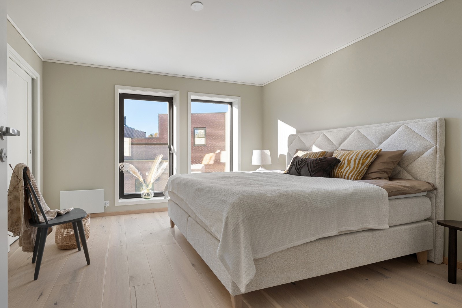 Mastersoverom med eget suite bad. Galleribilde