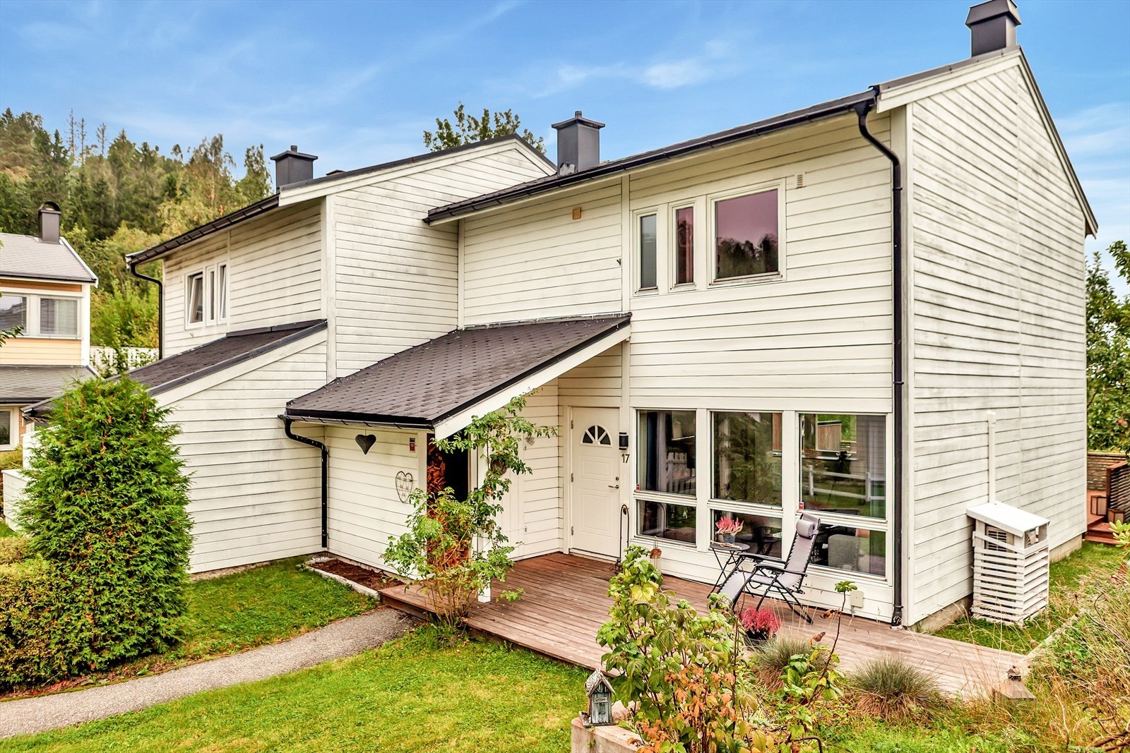 Velkommen til Odins vei 17, presentert av Sebastian Chodkowski i Nordvik Bolig! Foto: Stefan Borup Galleribilde