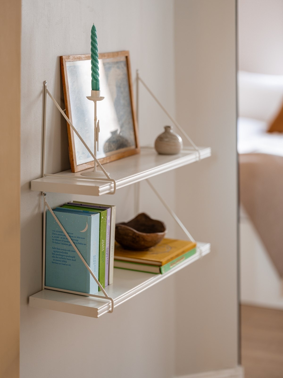 Leiligheten disponerer i tillegg en kjellerbod på ca. 3 kvm og en loftsbod med 4 kvm gulvareal Galleribilde