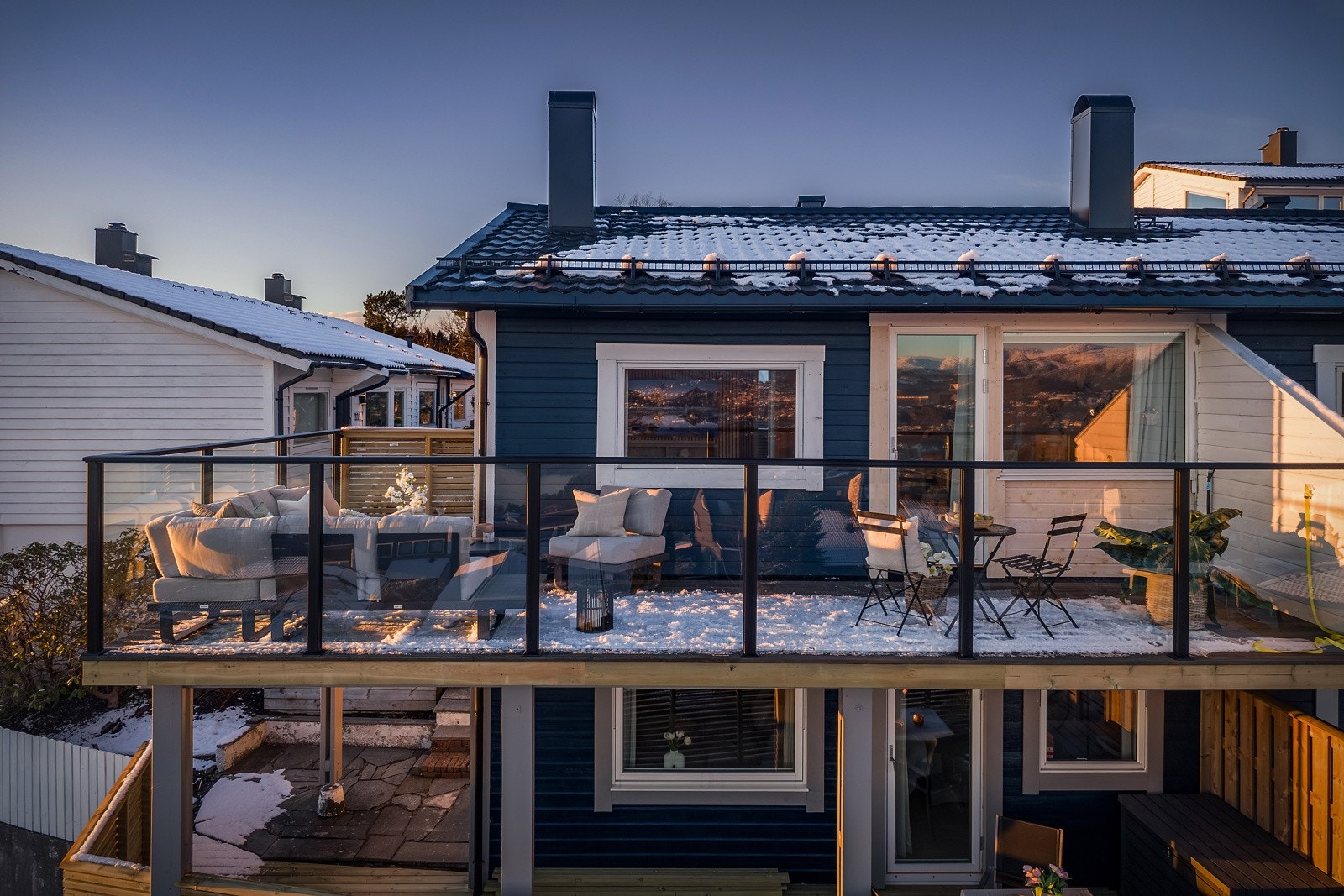 - Deler av huset er malt i 2024/25, og råtten kledning er skiftet ut - Galleribilde