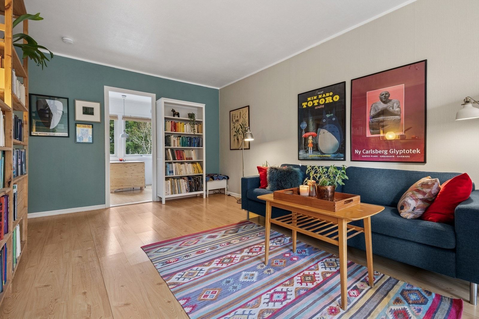 Det er plass til spisestueløsning mot kjøkkenet, om ønskelig. Galleribilde