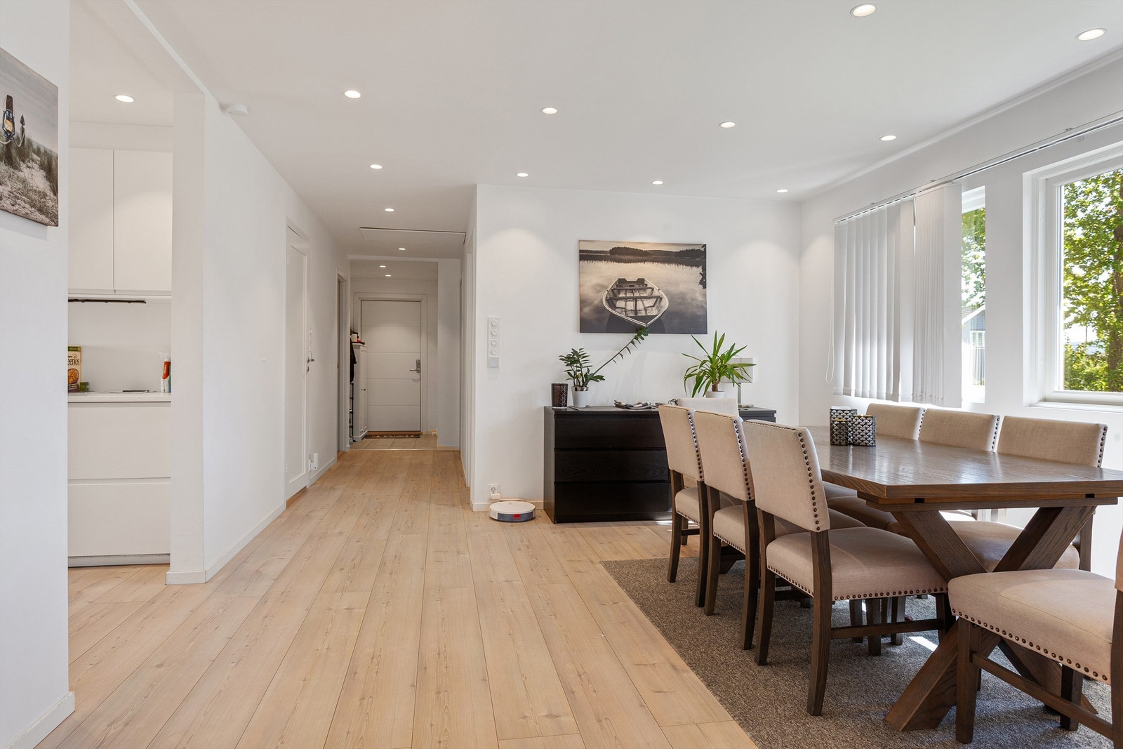 Delåpen løsning mot kjøkkenet Galleribilde