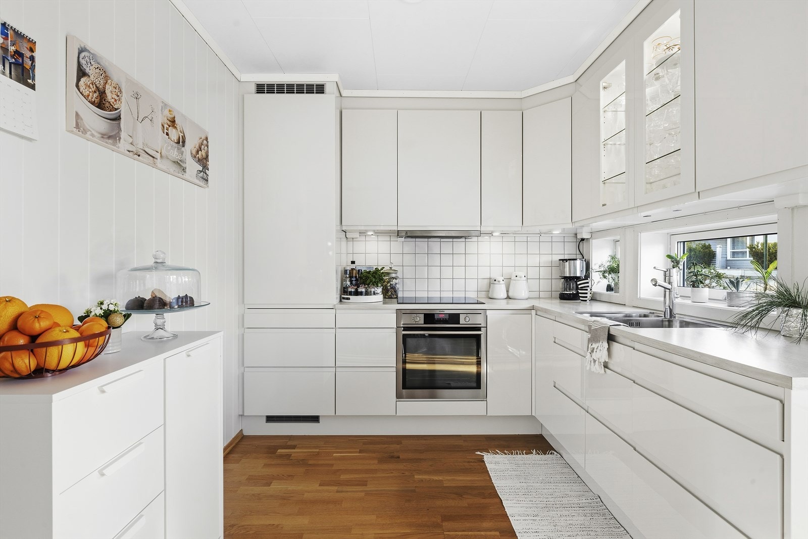 En tiltalende og innholdsrik enebolig i rekke på Borre, oppført i 2014. Galleribilde