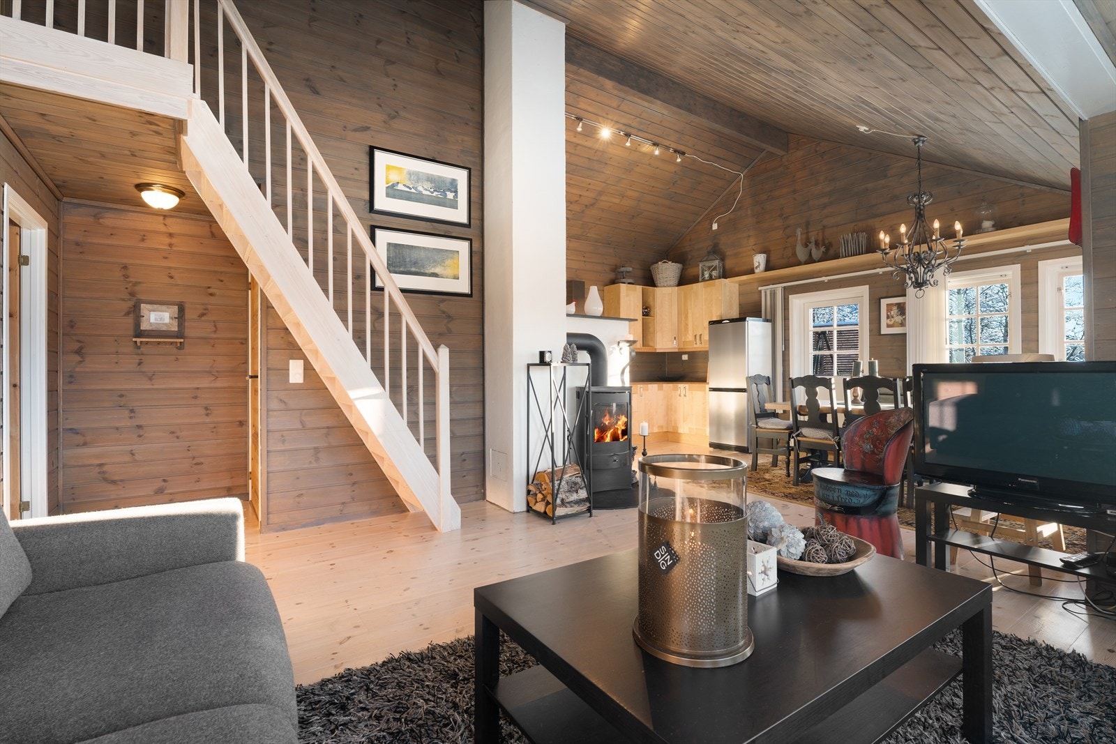 Herlig takhøyde gir god romfølelse Galleribilde