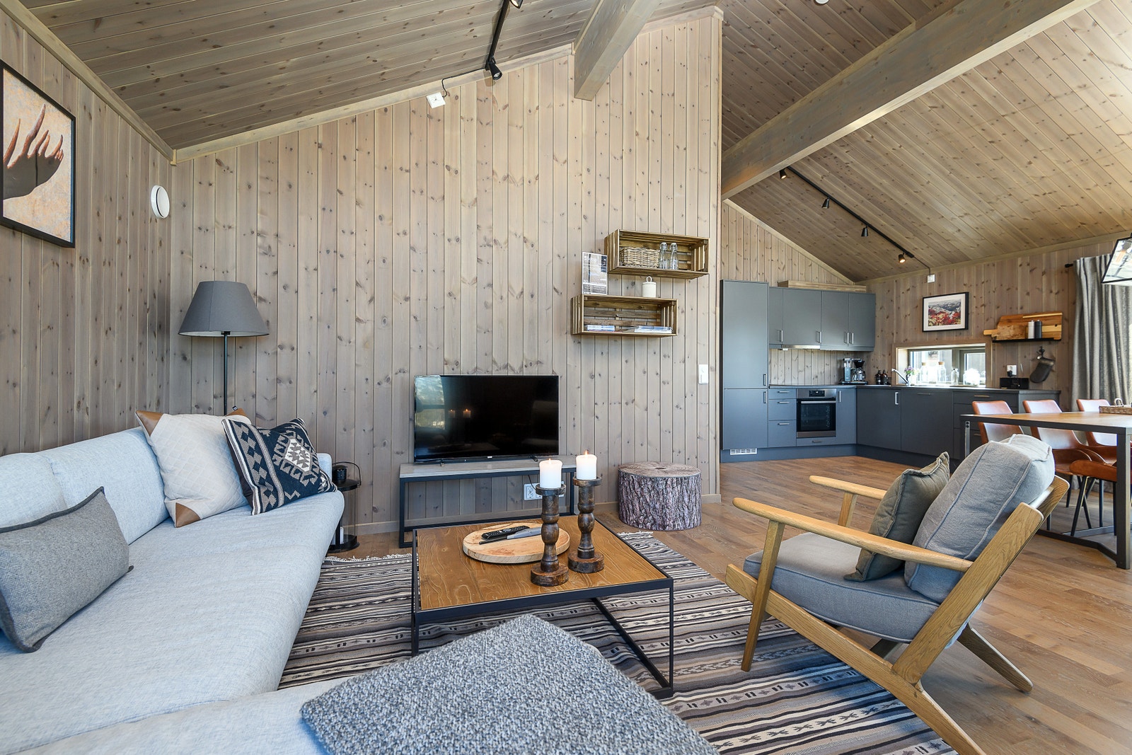 Interiørbilder fra en lik hytte. Farger og produkter kan avvike fra leveransen. Galleribilde