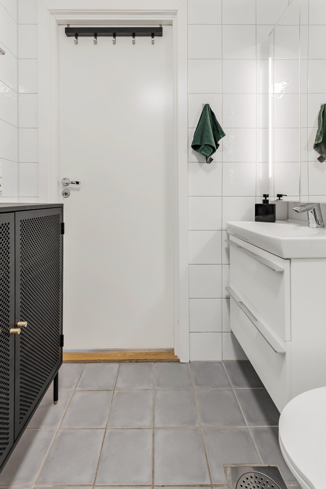 Badet har gulvvarme Galleribilde