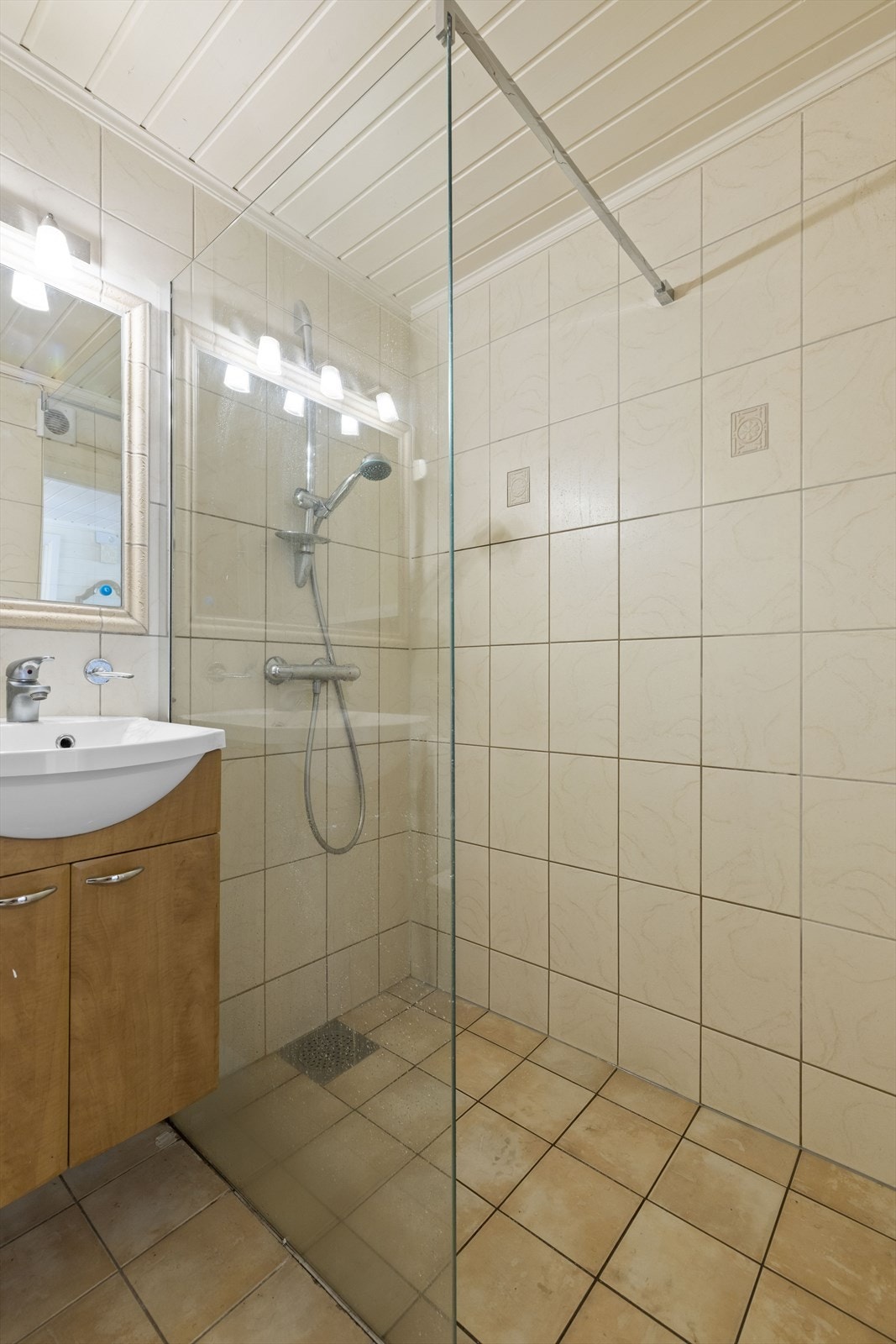 Dusjbad i 2. etg. Galleribilde