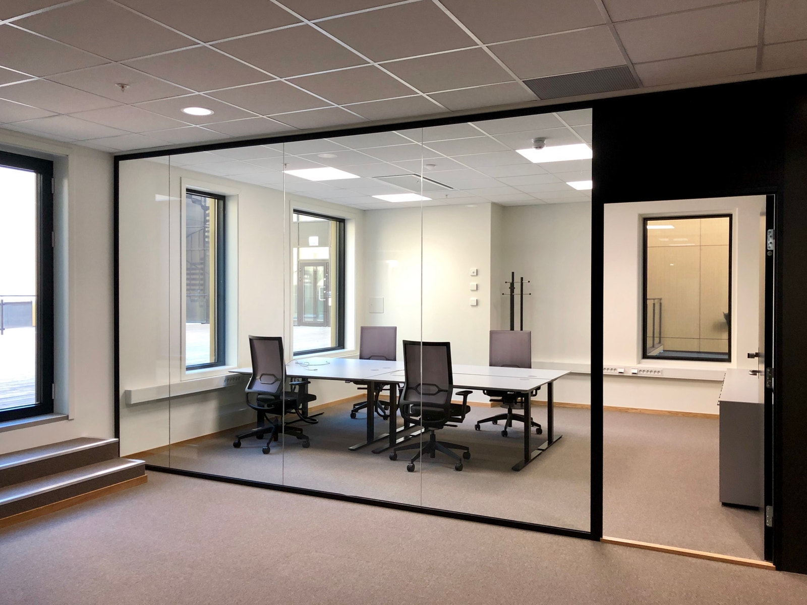 Teamkontor for 4 personer Galleribilde