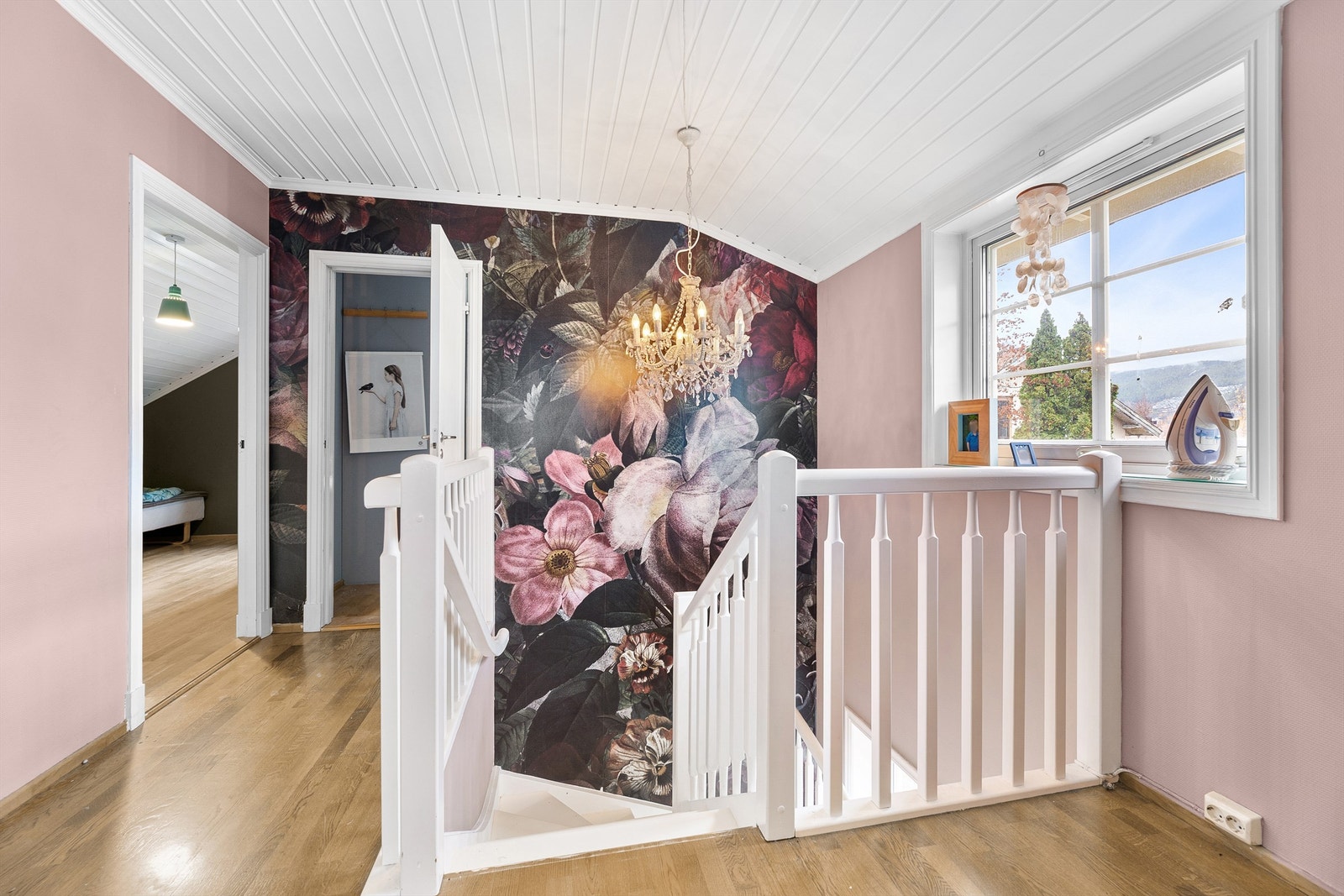 Gang i 2. etasje Galleribilde